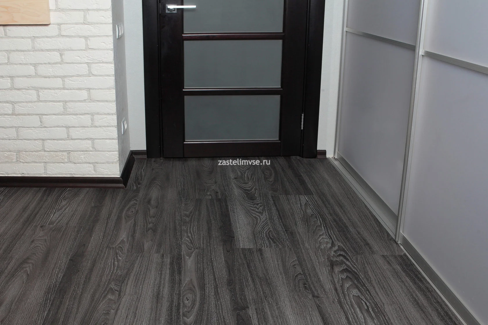 Кварцвиниловая плитка Decoria Mild Tile Дуб Велье DW 3153